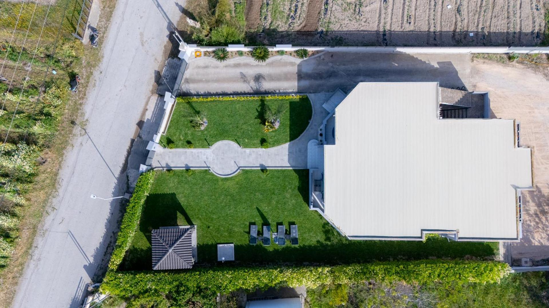 Villa Giota Luxury Living *