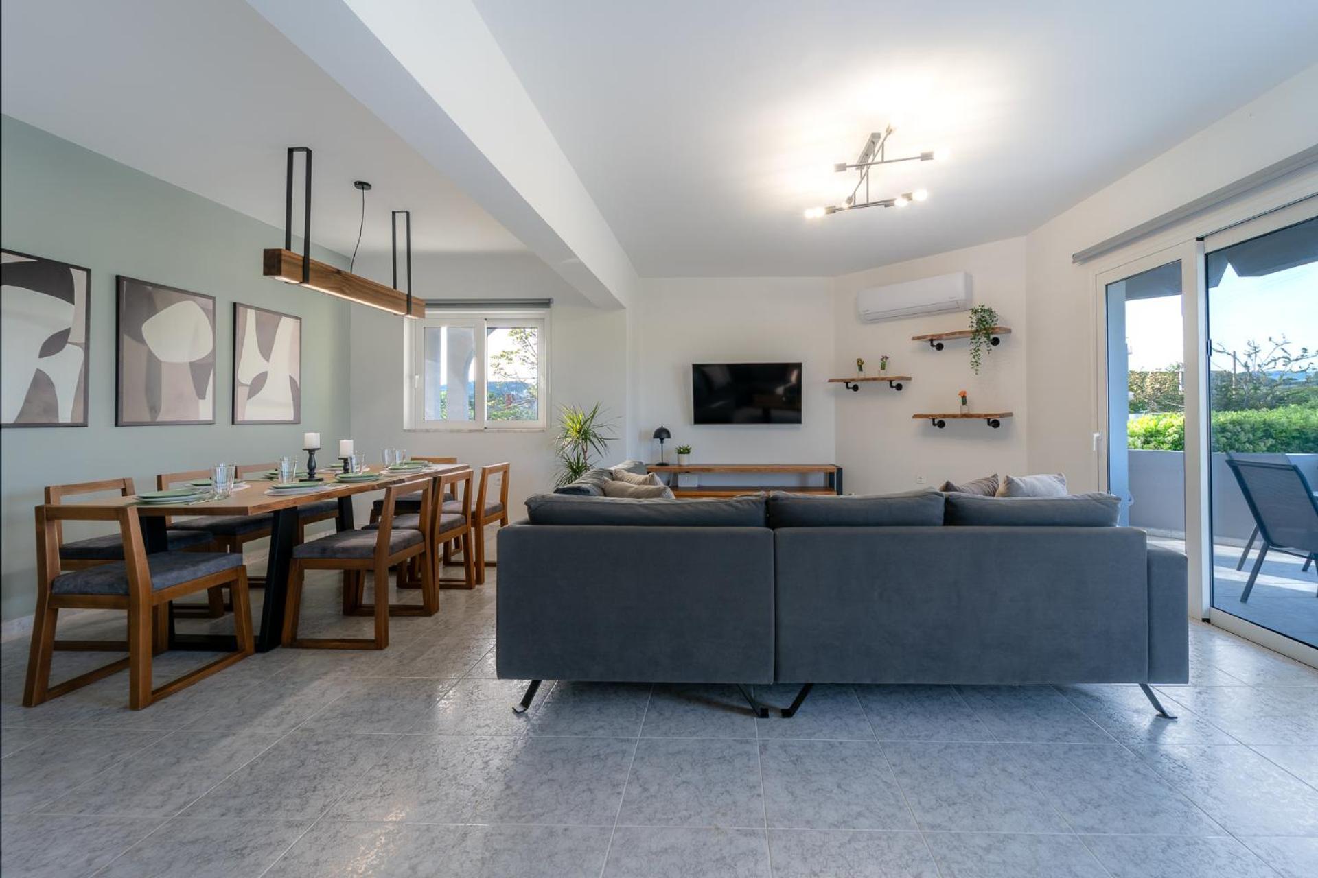Villa Giota Luxury Living *