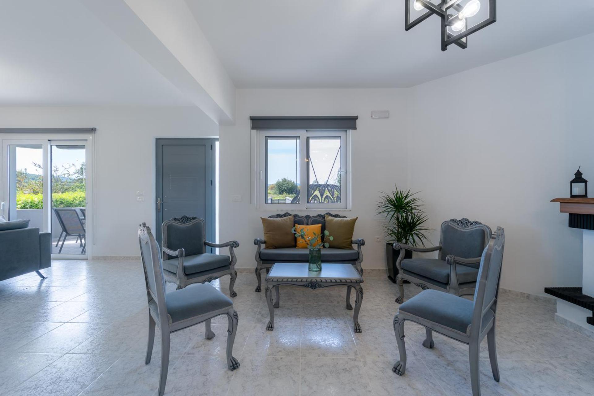 Giota Luxury Living Villa *